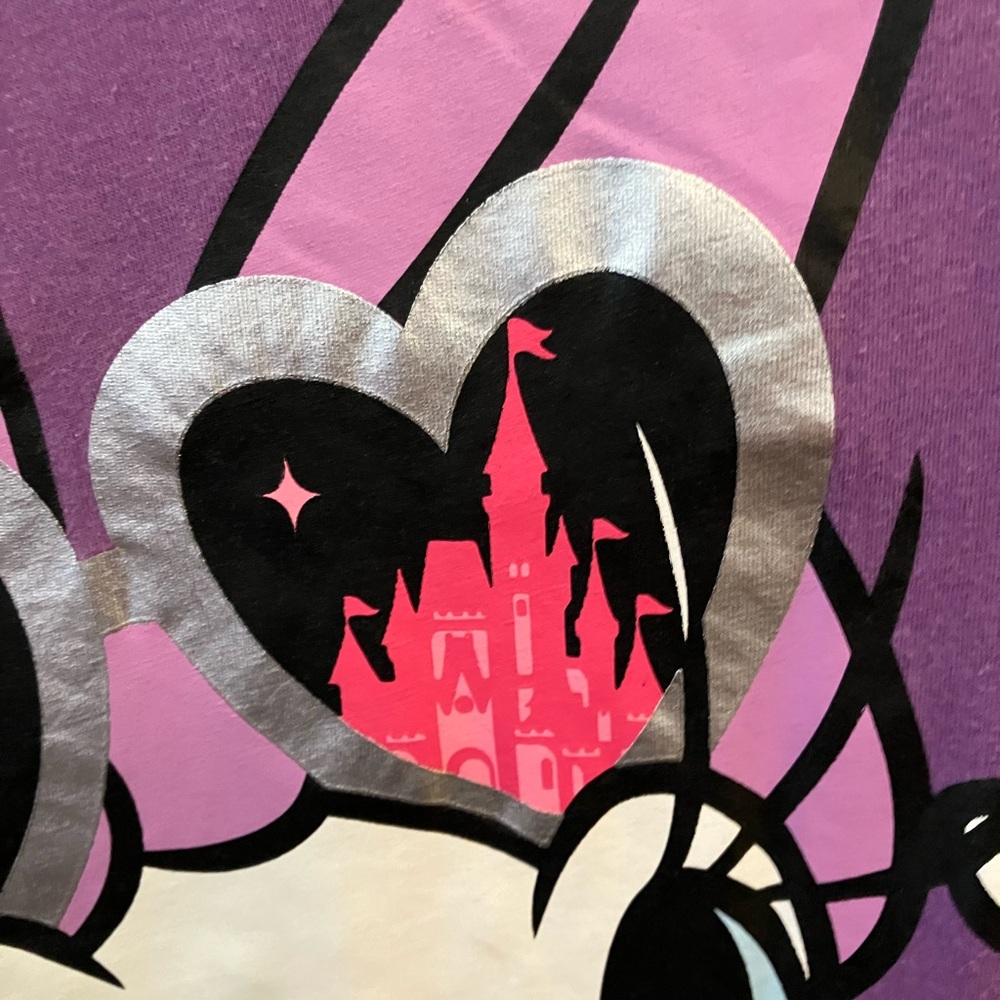 Disney Tokyo Resort Daisy Duck Women’s Shirt - Picture 3 of 6